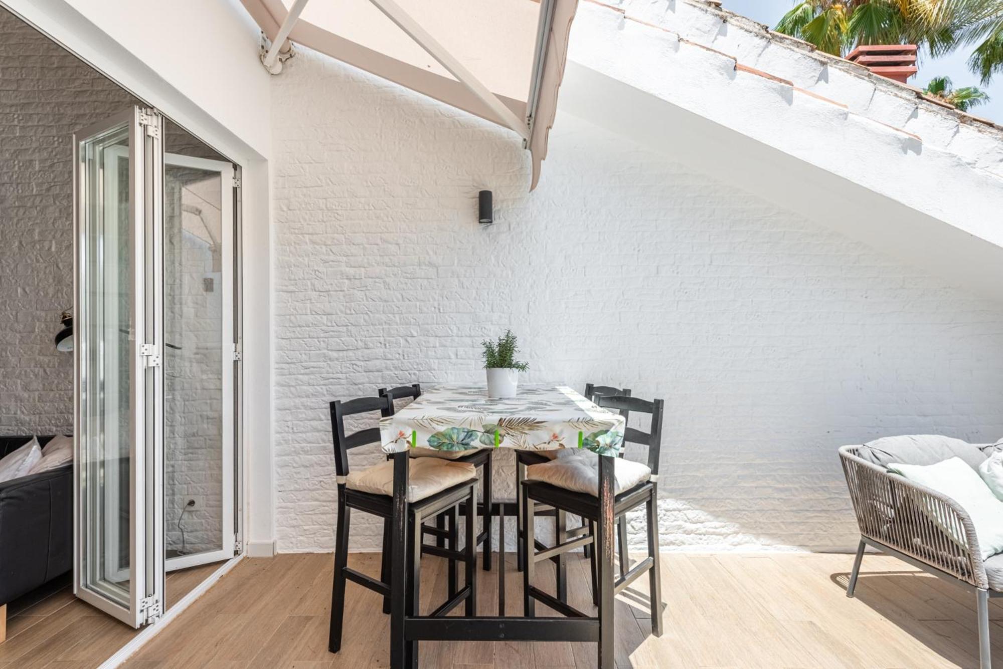 Agrupadas, Family With Amazing Location Marbella